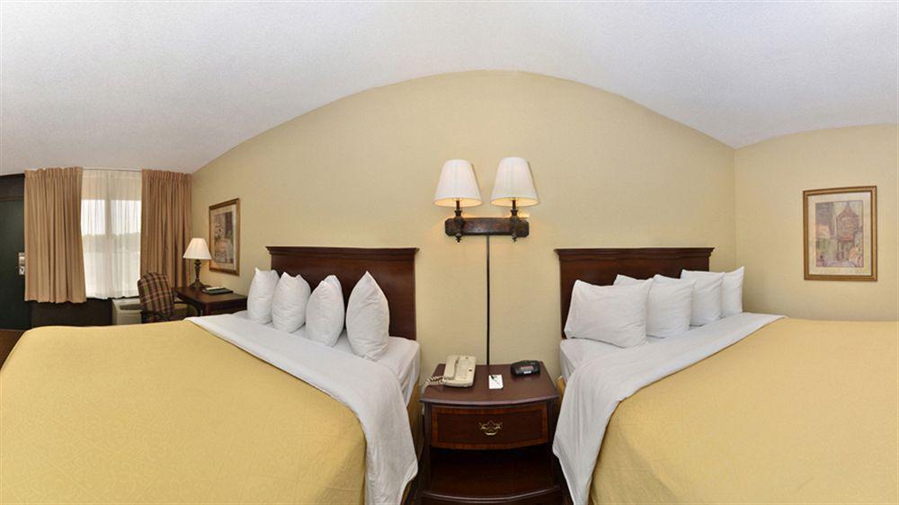 Quality Inn Луисбург Екстериор снимка